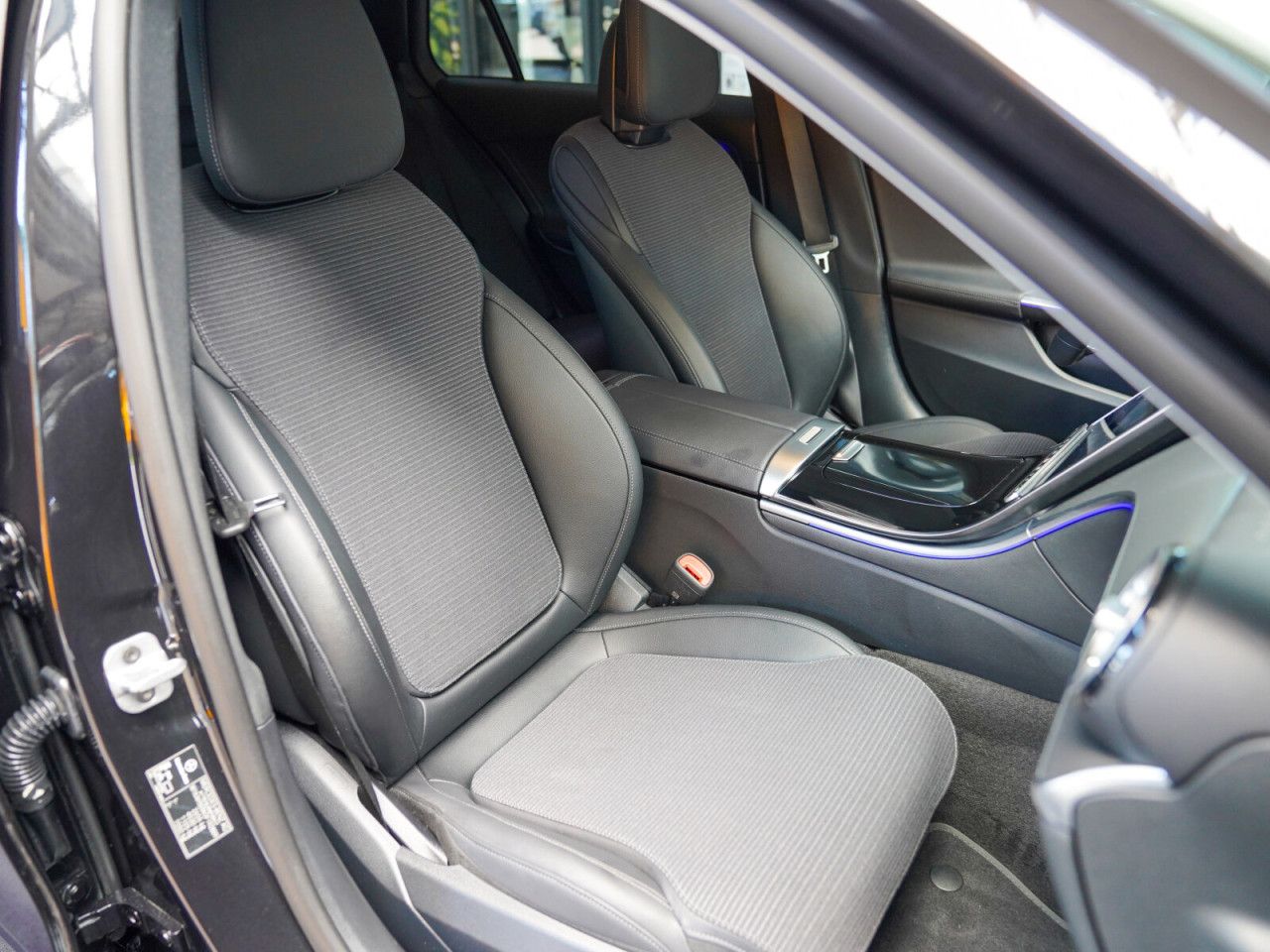 Mercedes-Benz C-Klasse – Bild 11