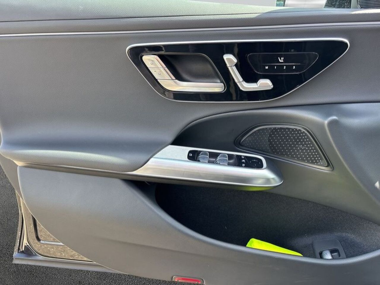 Mercedes-Benz E-Klasse – Bild 20