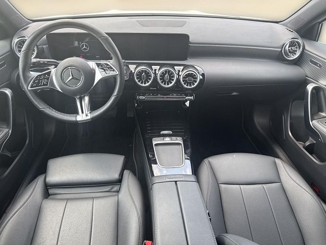 MERCEDES-BENZ A-Class 2025 — imagine 4