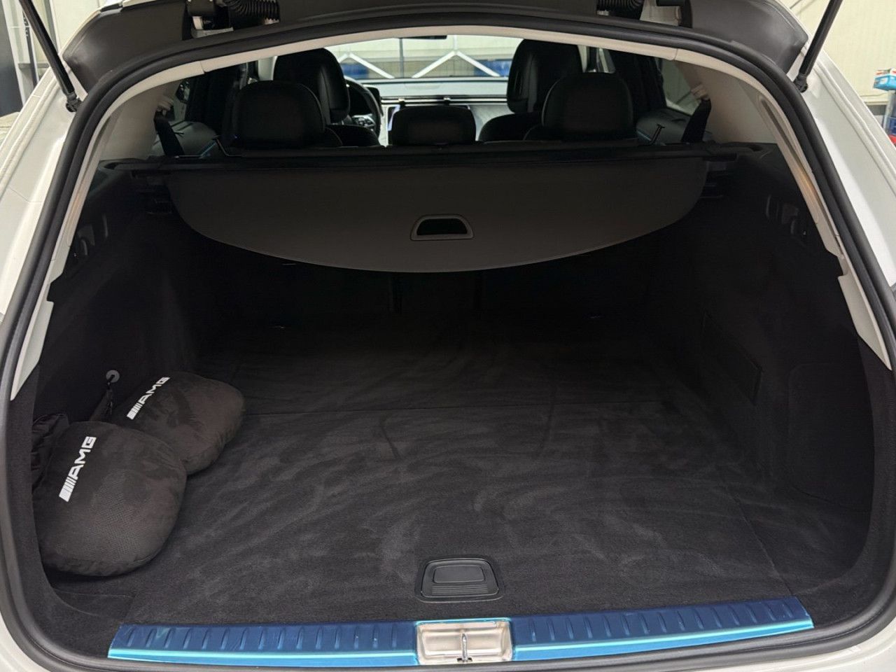 Mercedes-Benz E-Klasse – Bild 17