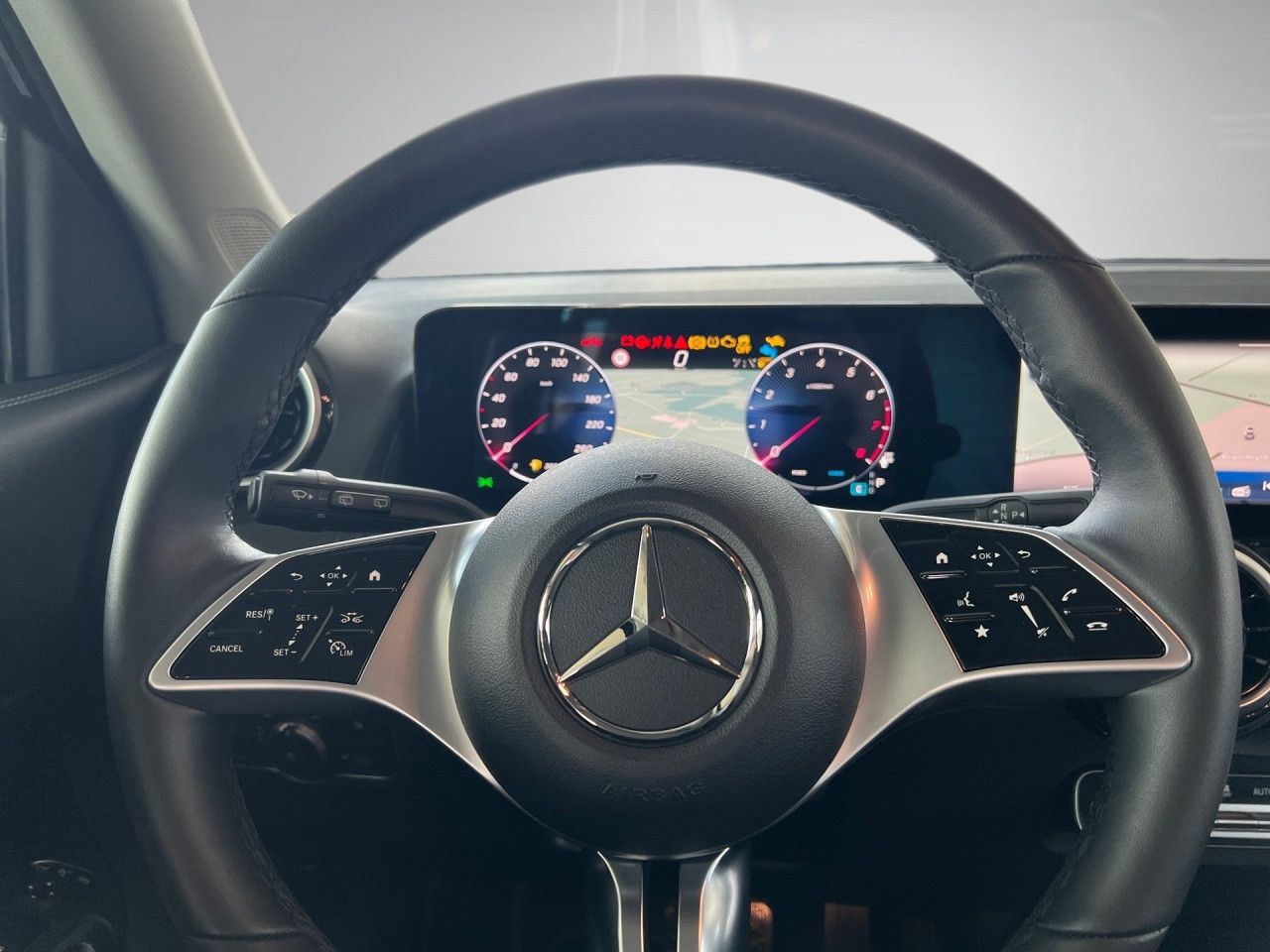 Mercedes-Benz GLB – Bild 18