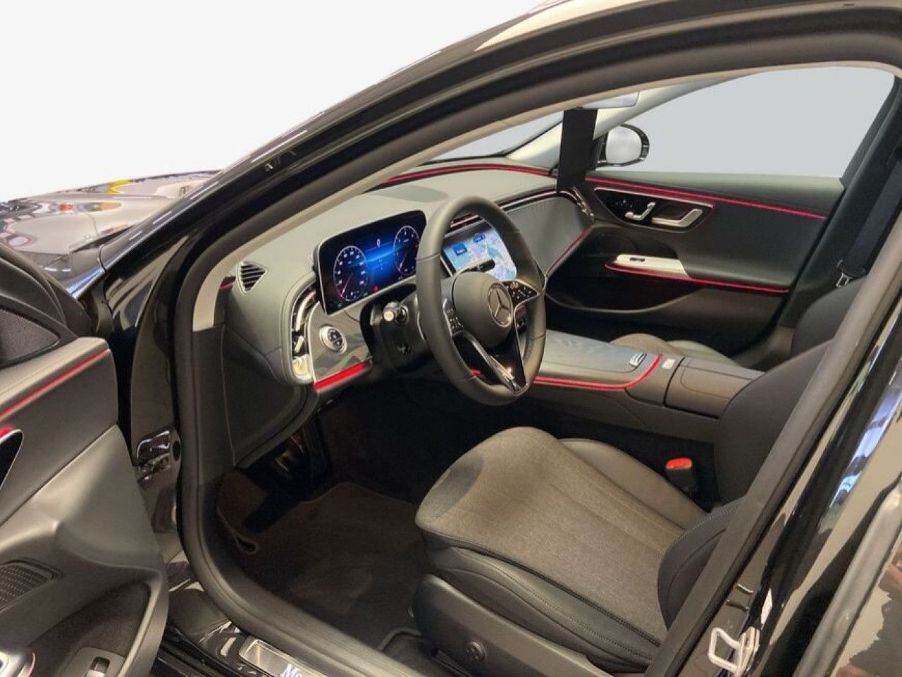 Mercedes-Benz E-Klasse – Bild 9