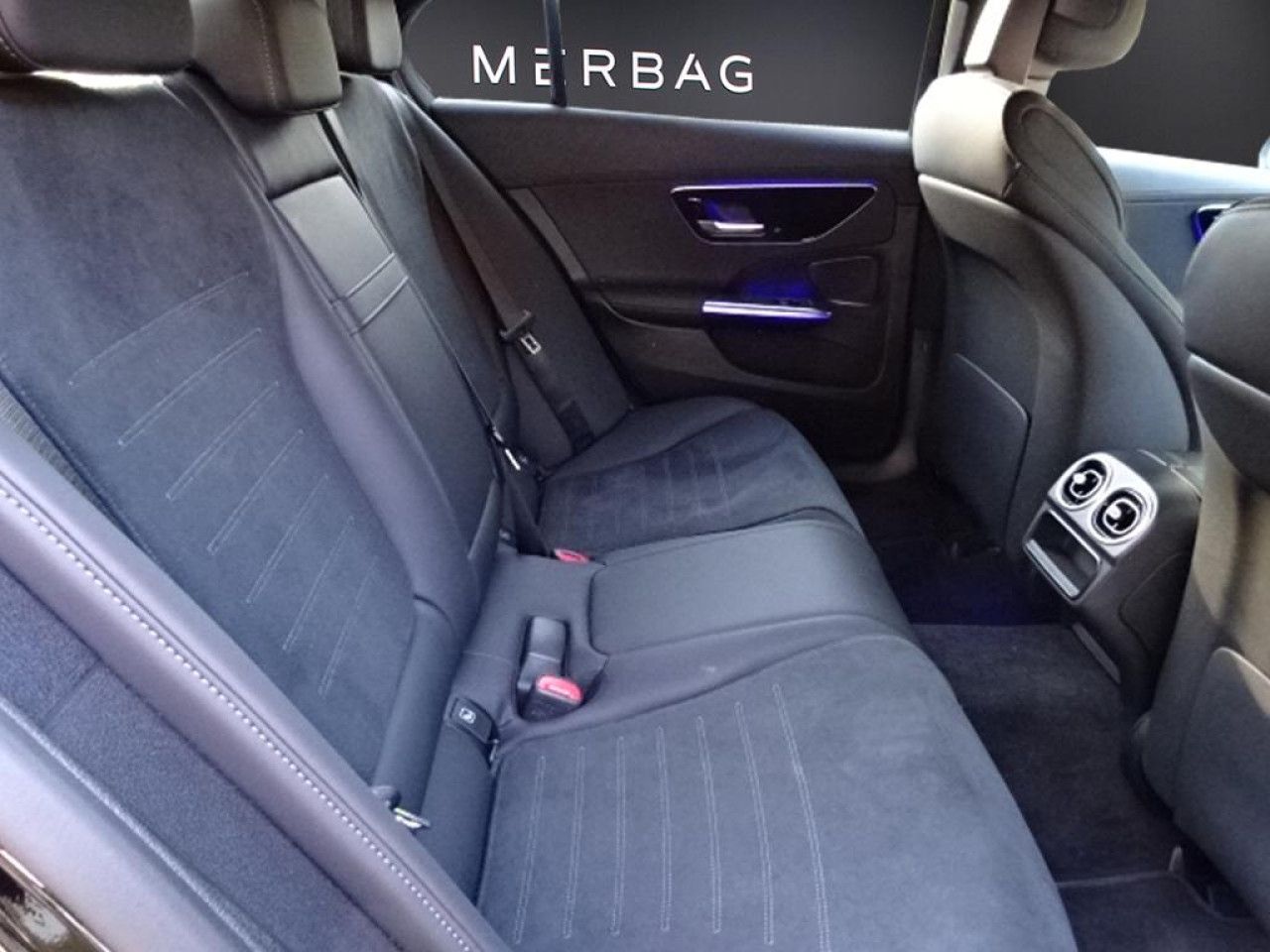 Mercedes-Benz C-Klasse – Bild 10