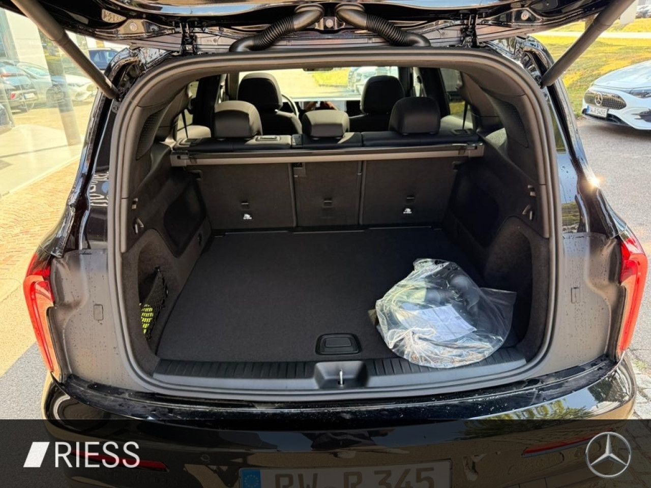 Mercedes-Benz GLB – Bild 14