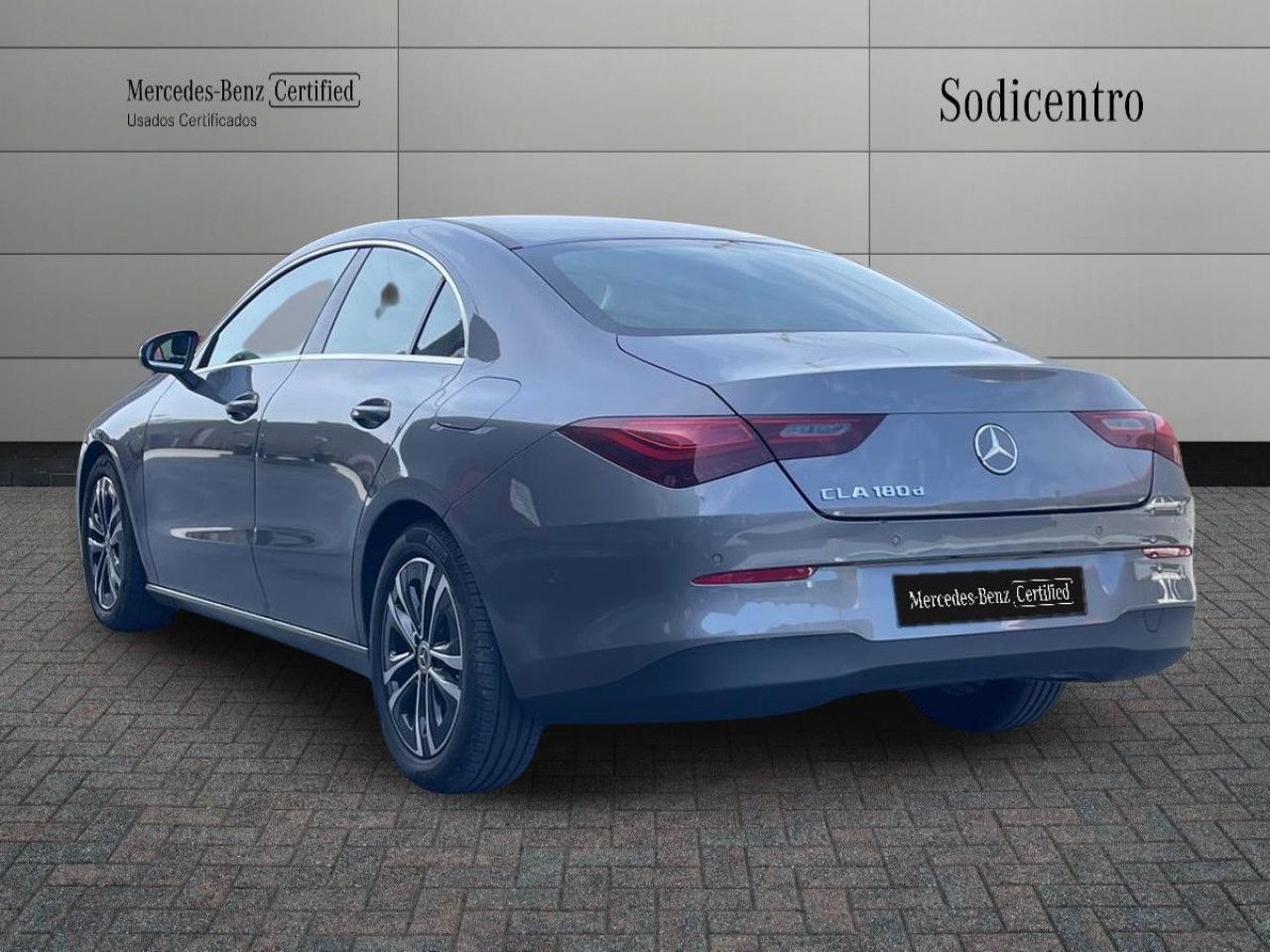 Imagem do ve&iacute;culo 3 / 20