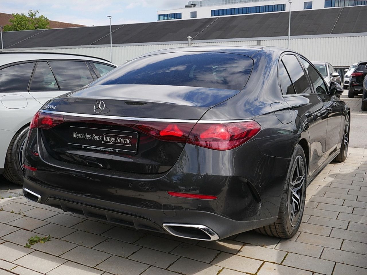 Mercedes-Benz E-Klasse – Bild 3