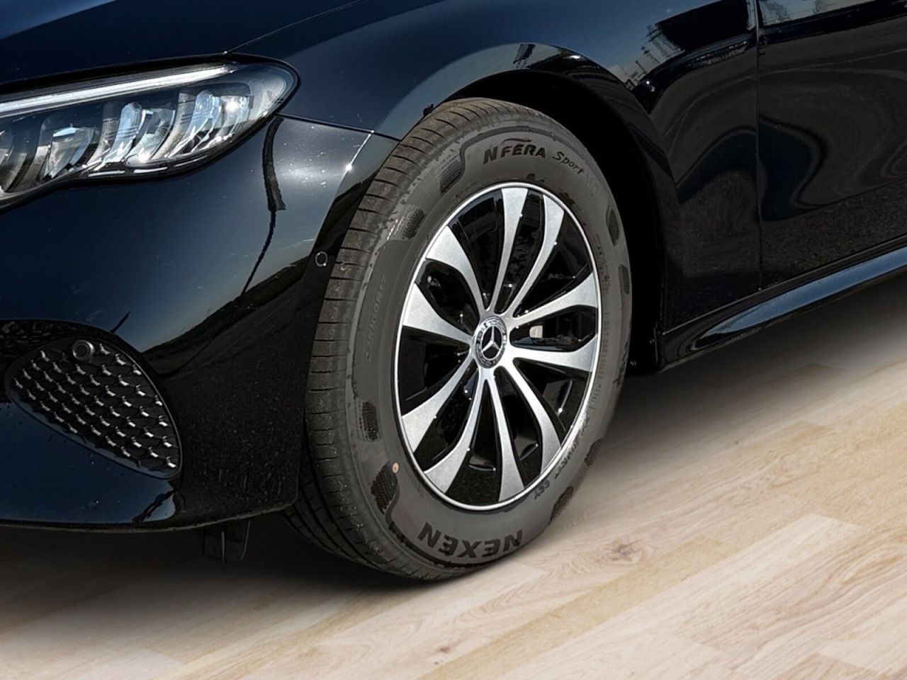 Mercedes-Benz E-Klasse – Bild 6