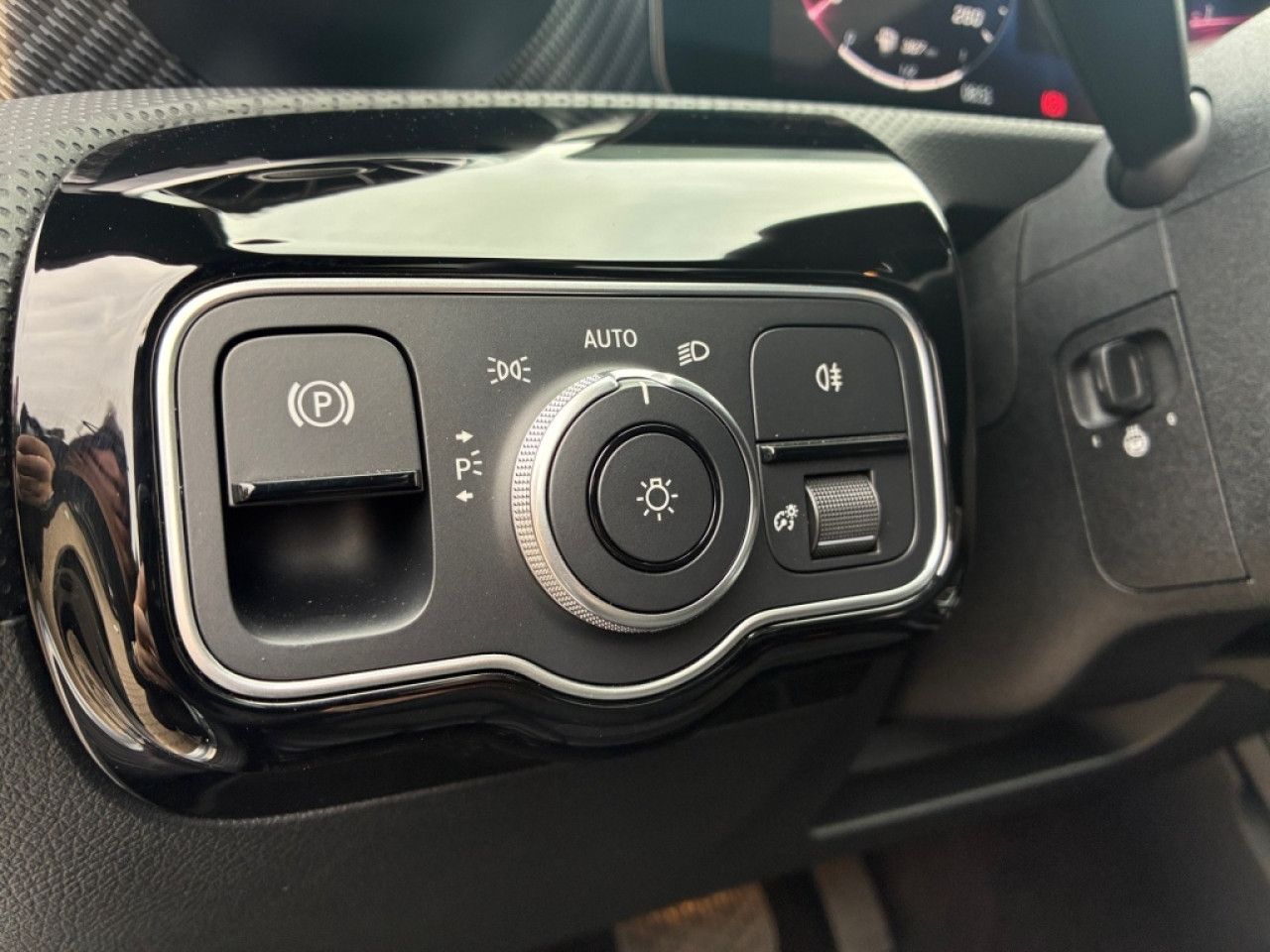 Mercedes-Benz CLA – Bild 3