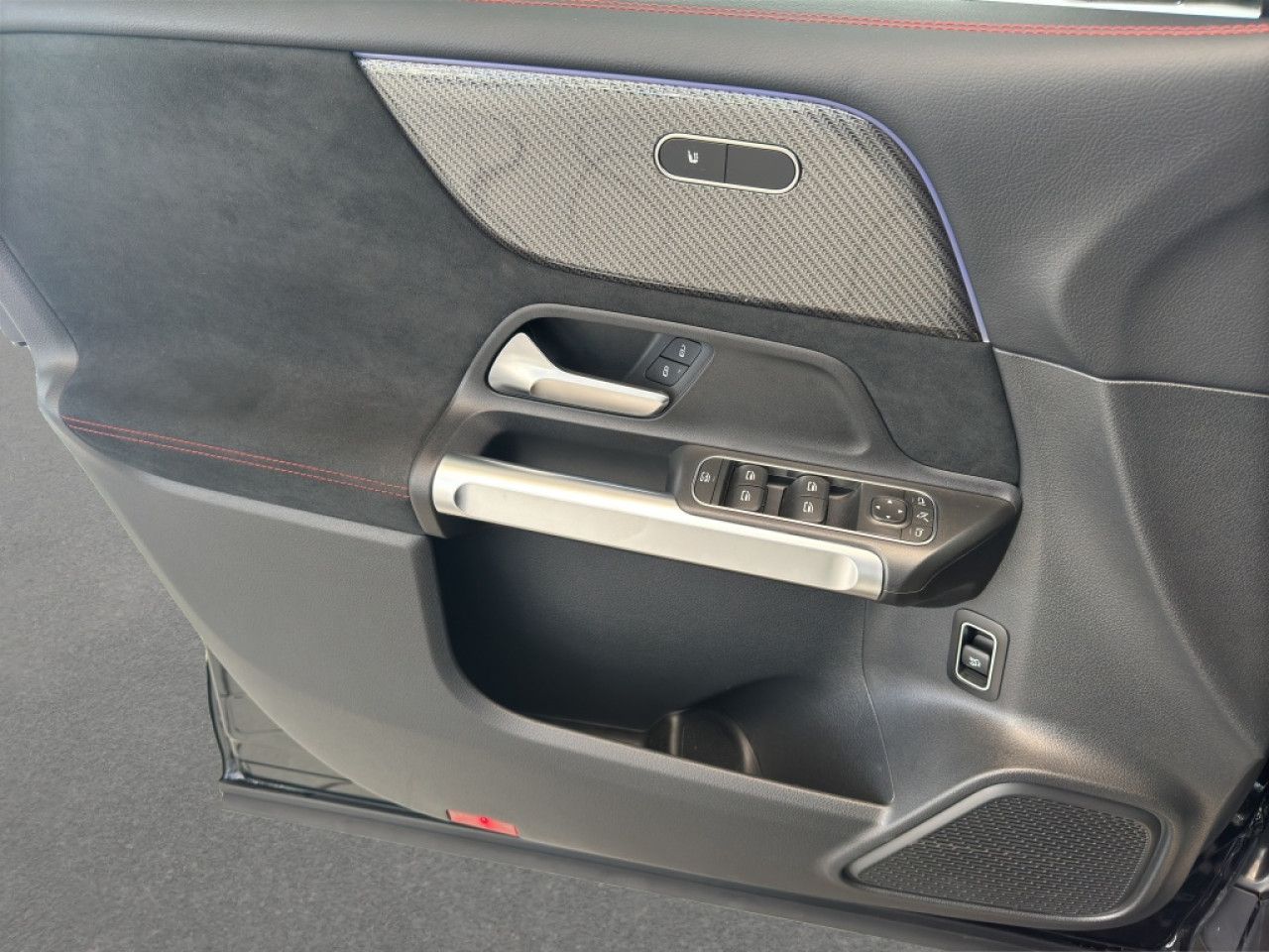 Mercedes-Benz GLB – Bild 11