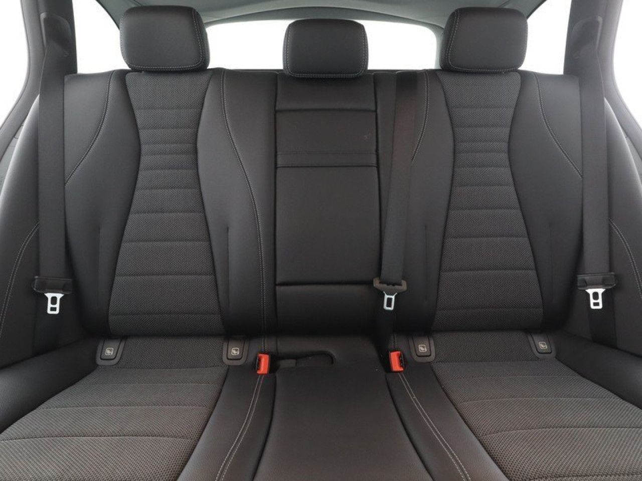 Mercedes-Benz E-Klasse – Bild 7