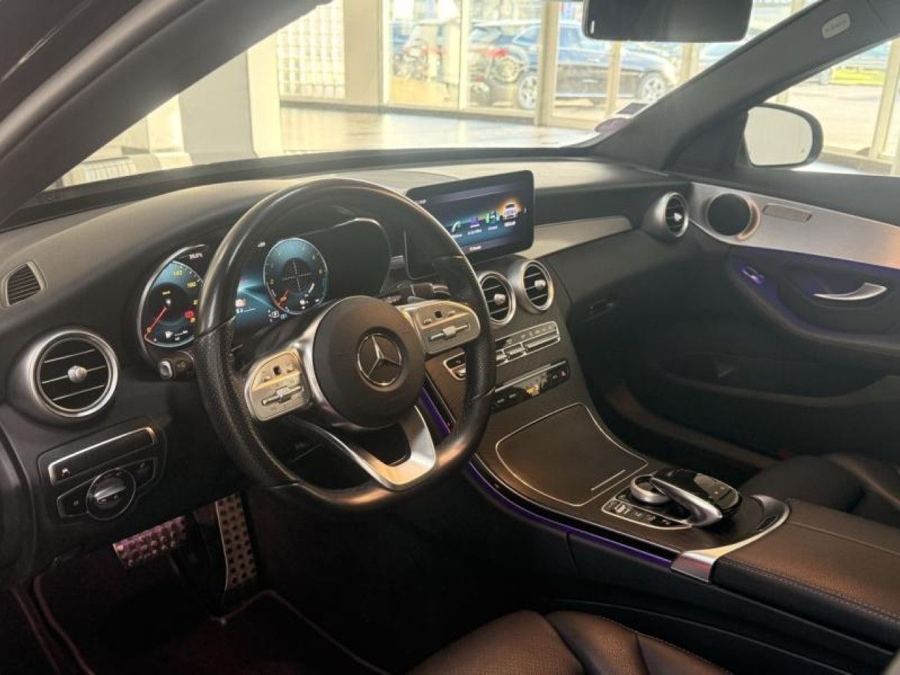 Photo du véhicule 2 / 18