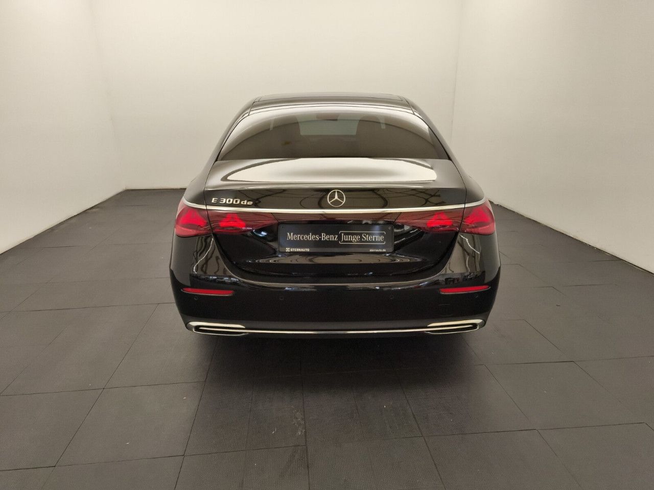 Mercedes-Benz E-Klasse – Bild 7