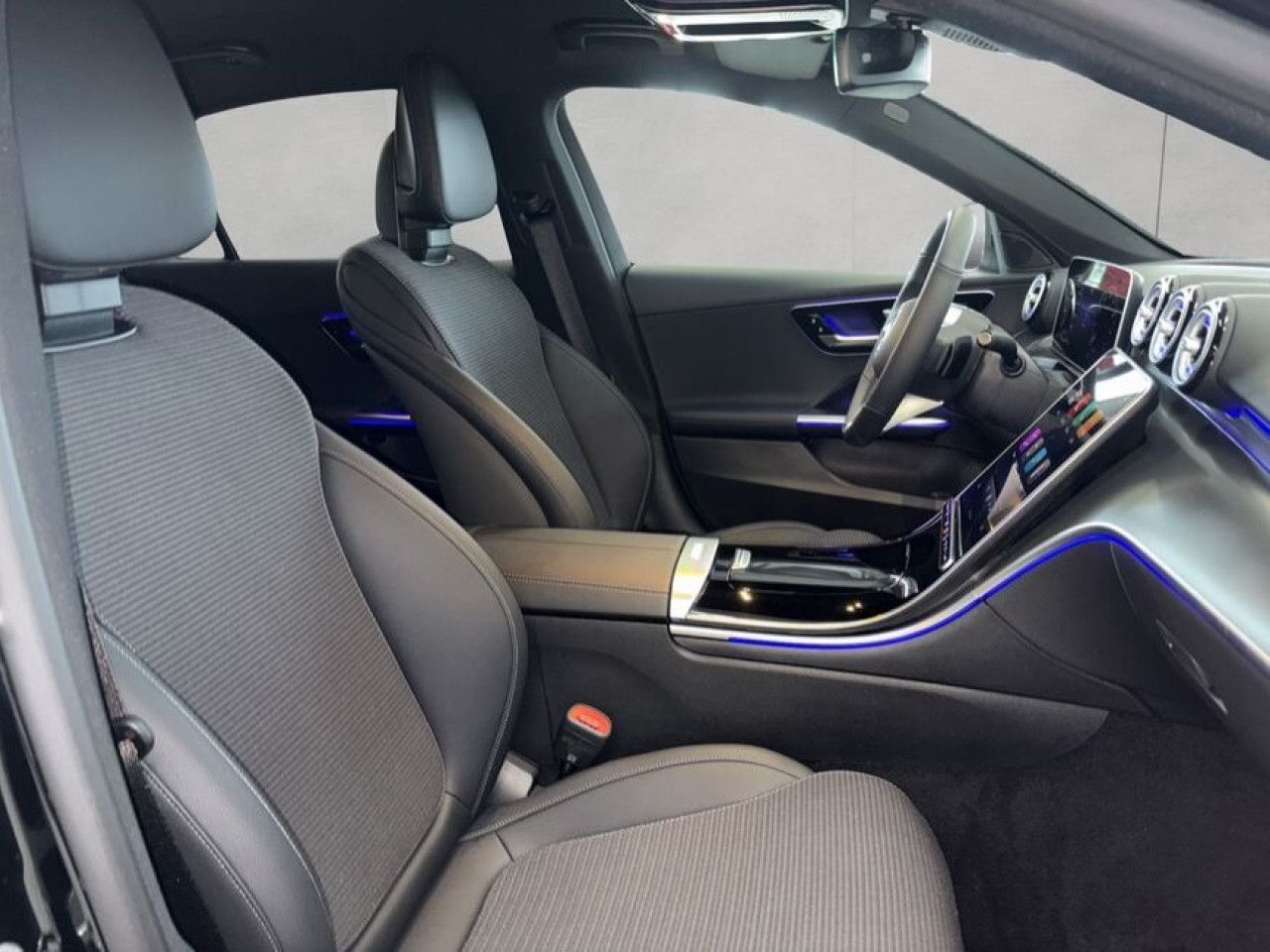 Mercedes-Benz C-Klasse – Bild 16