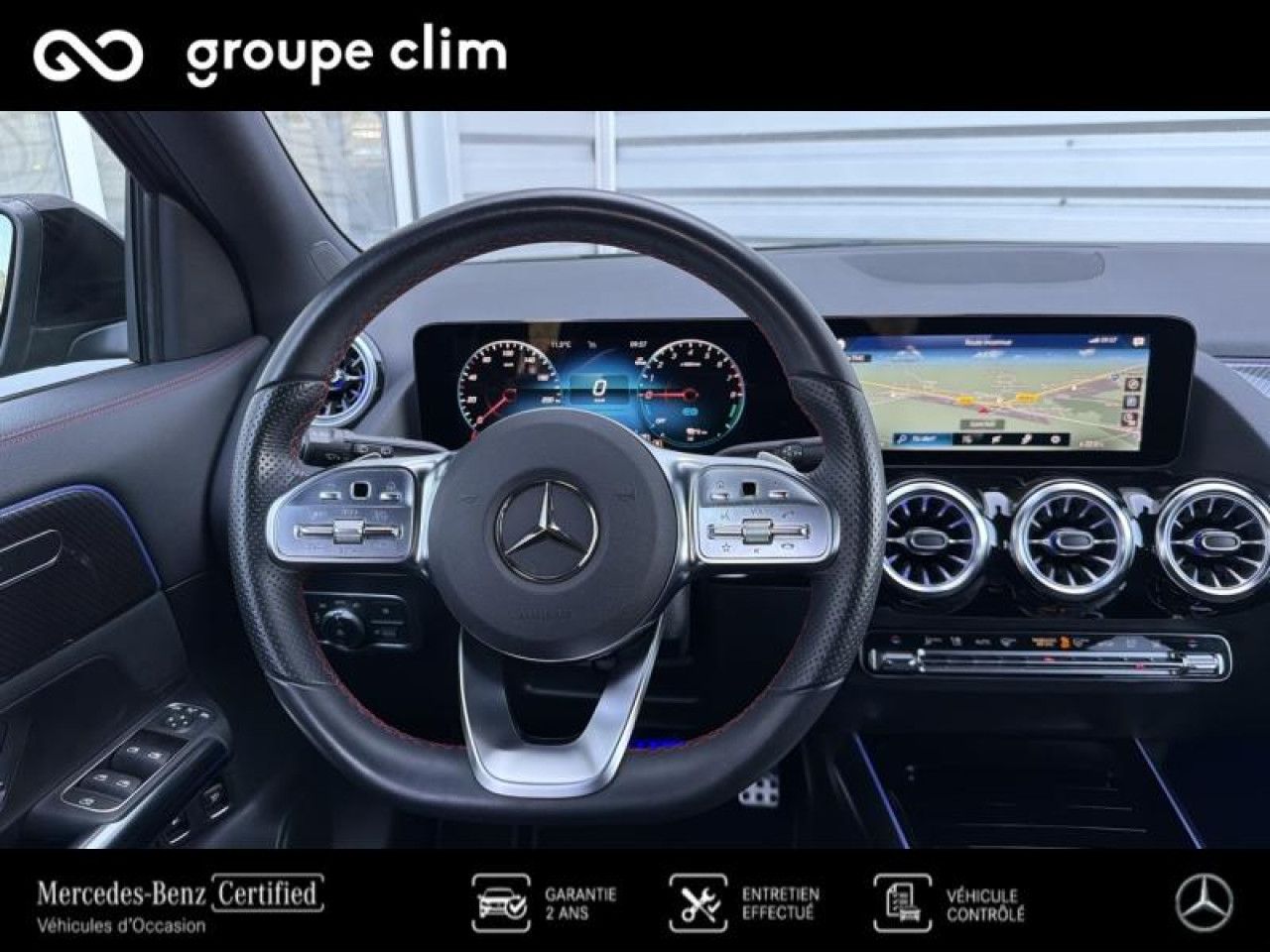 Photo du v&eacute;hicule 10 / 18