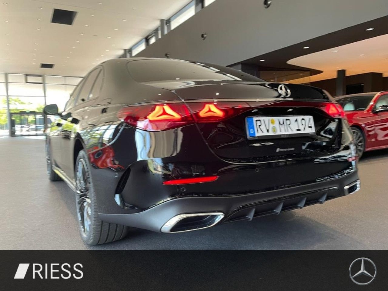 Mercedes-Benz E-Klasse – Bild 19