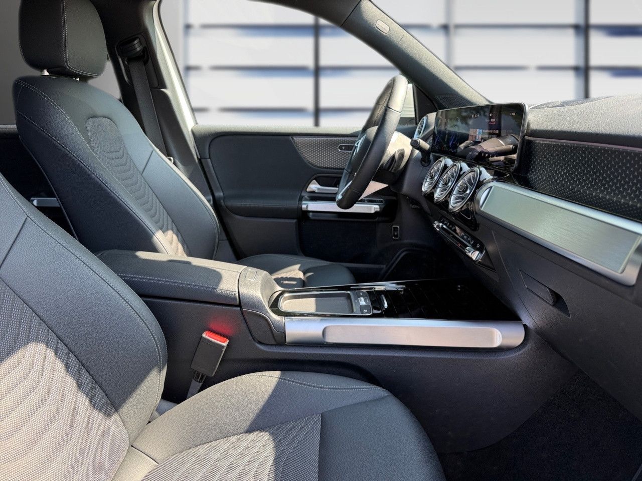 Mercedes-Benz EQB – Bild 10
