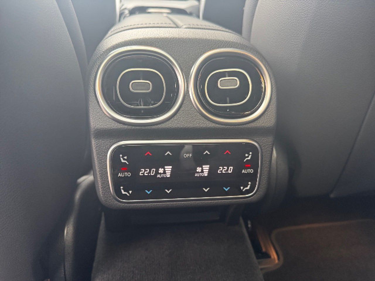 Mercedes-Benz C-Klasse – Bild 16
