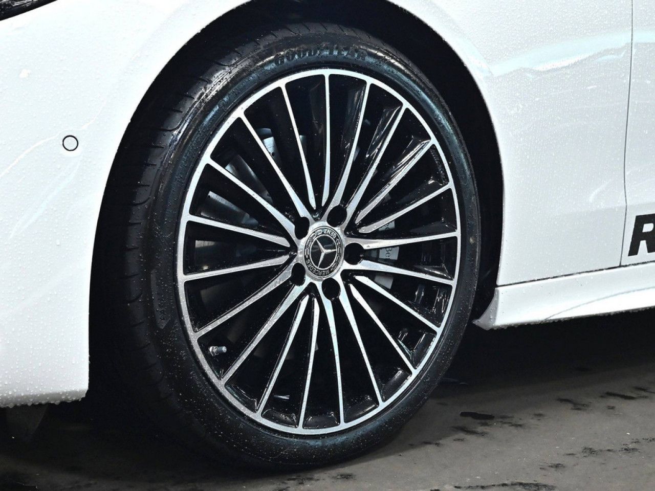 Mercedes-Benz C-Klasse – Bild 6