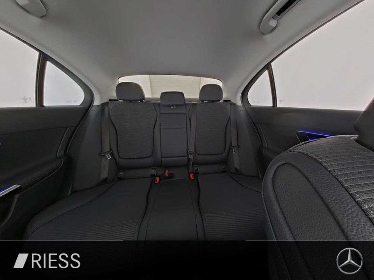 Mercedes-Benz C-Klasse – Bild 7