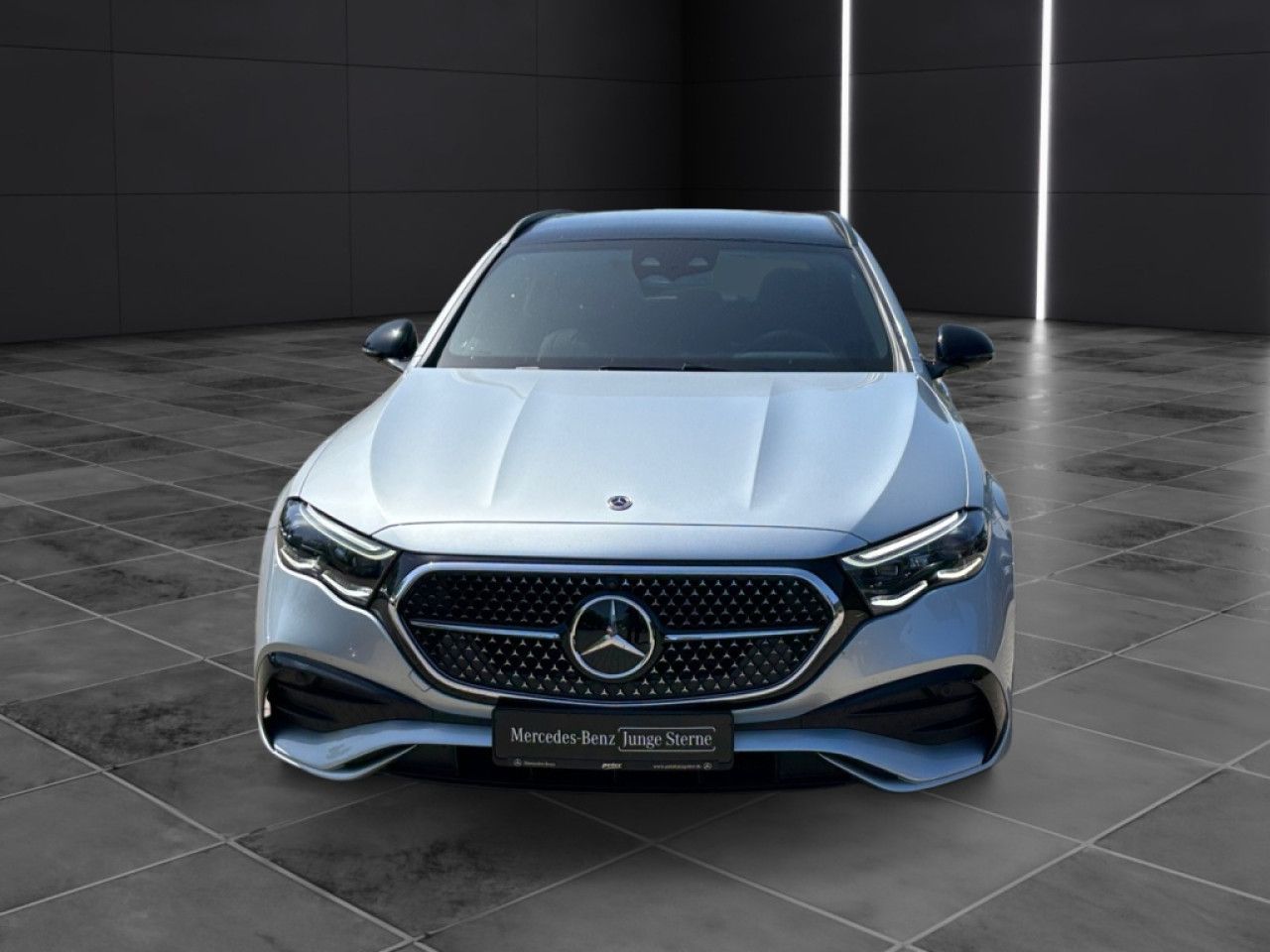 Mercedes-Benz E-Klasse – Bild 2