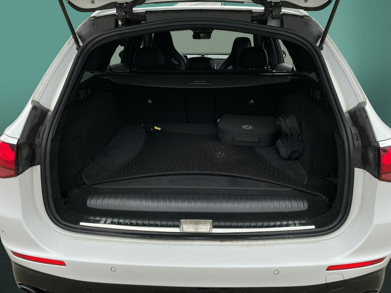 Mercedes-Benz E-Klasse – Bild 18
