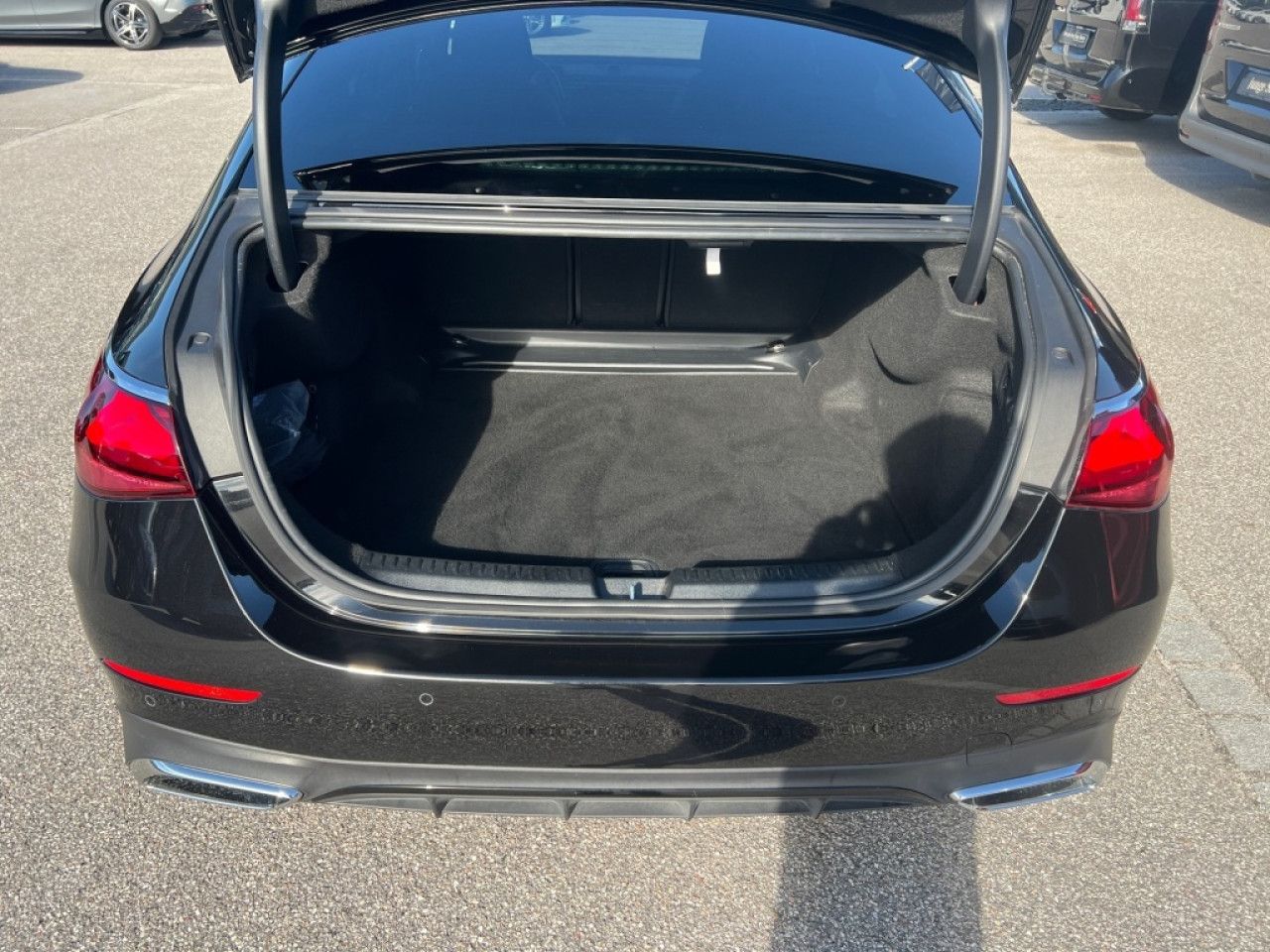 Mercedes-Benz E-Klasse – Bild 26