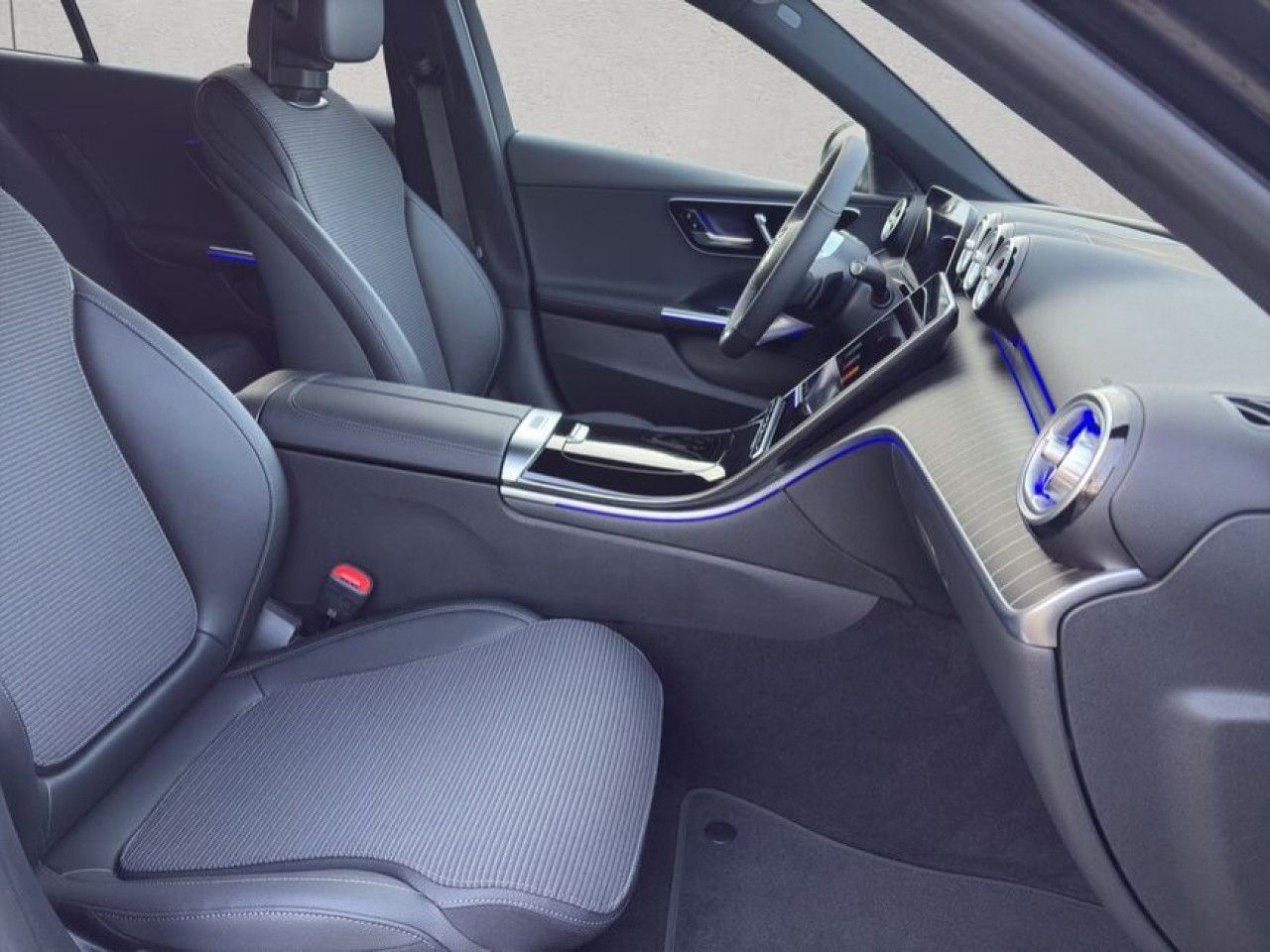 Mercedes-Benz C-Klasse – Bild 16