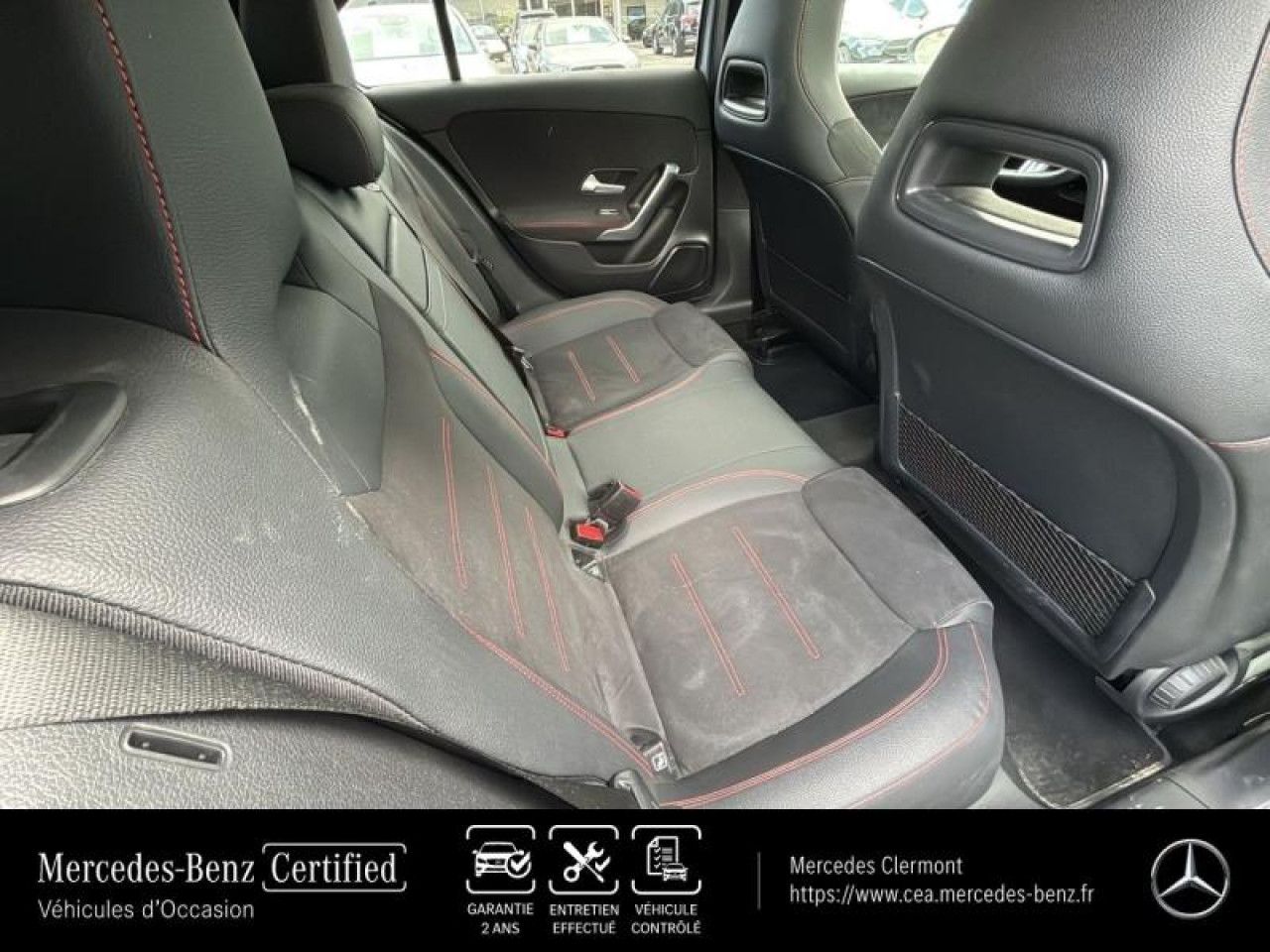 Photo du v&eacute;hicule 15 / 18