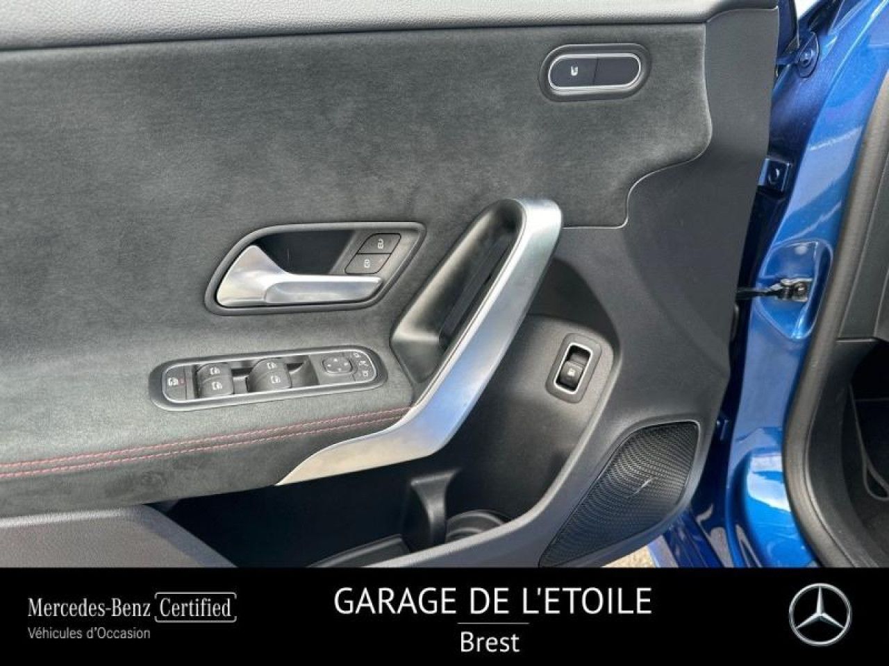 Photo du v&eacute;hicule 18 / 18