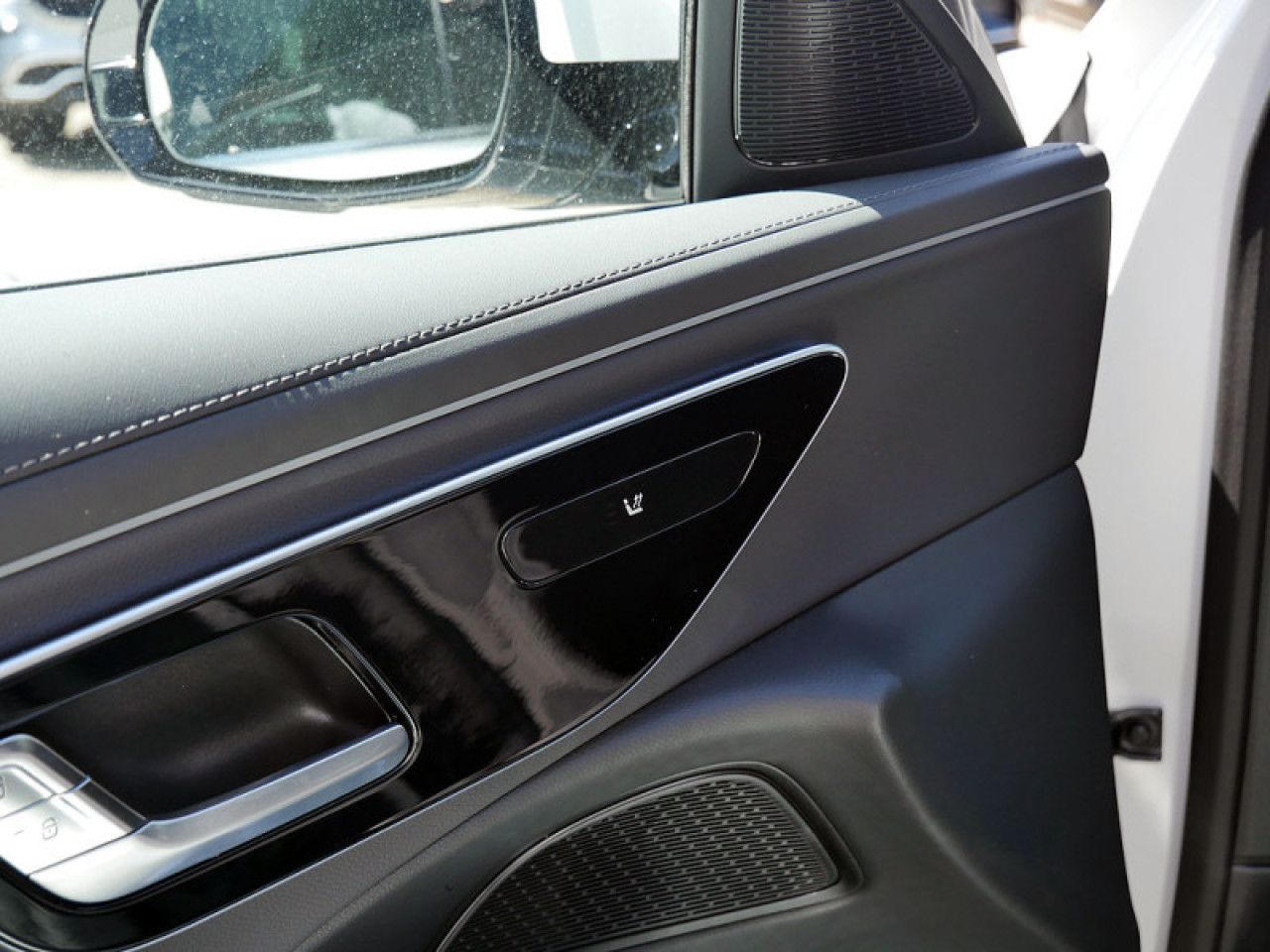 Mercedes-Benz E-Klasse – Bild 14