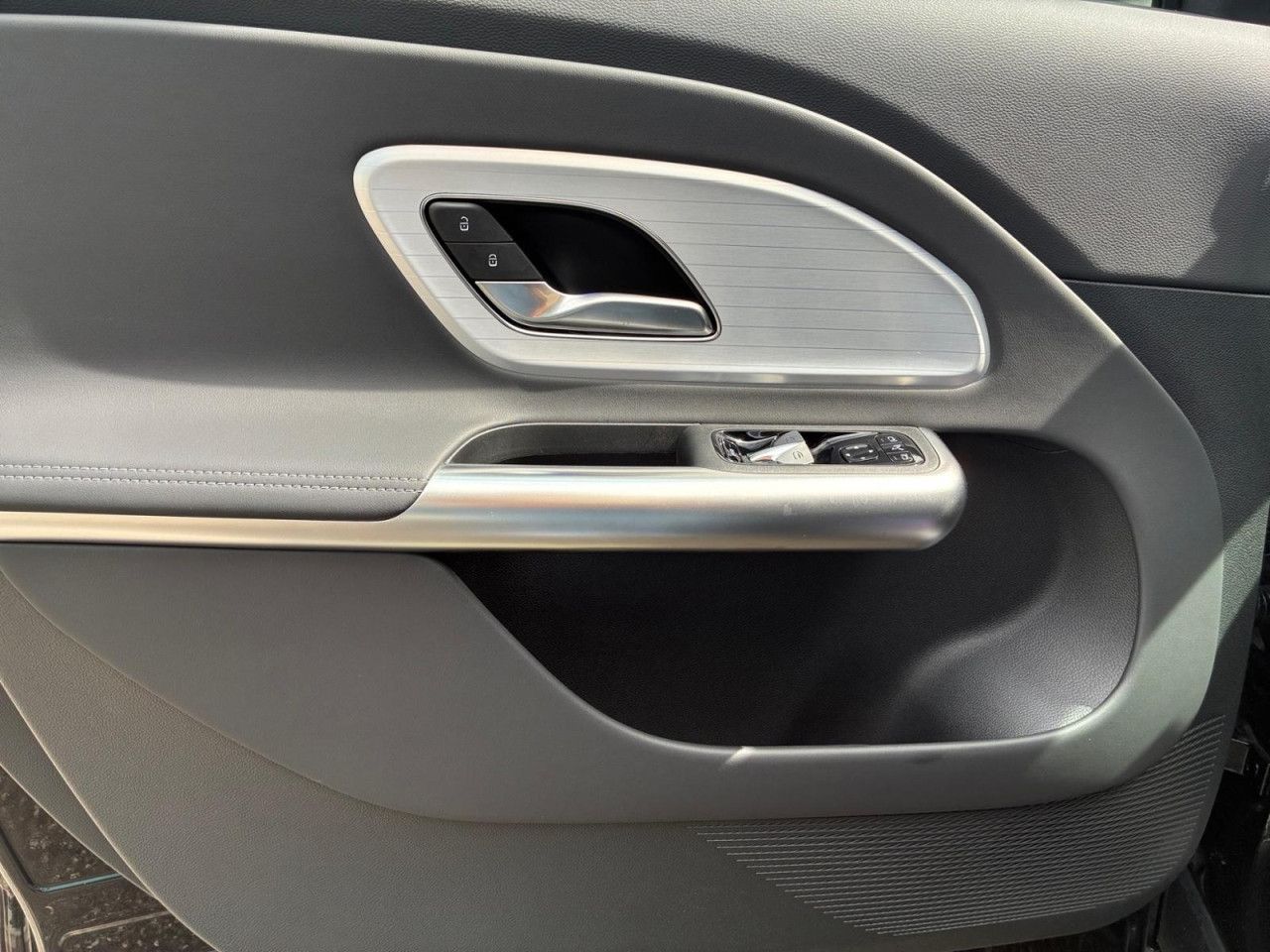 Mercedes-Benz GLB – Bild 9