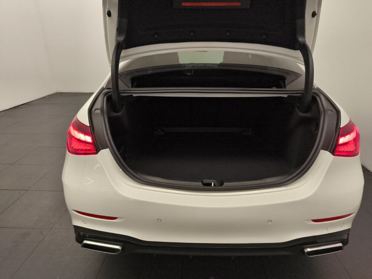 Mercedes-Benz C-Klasse – Bild 10