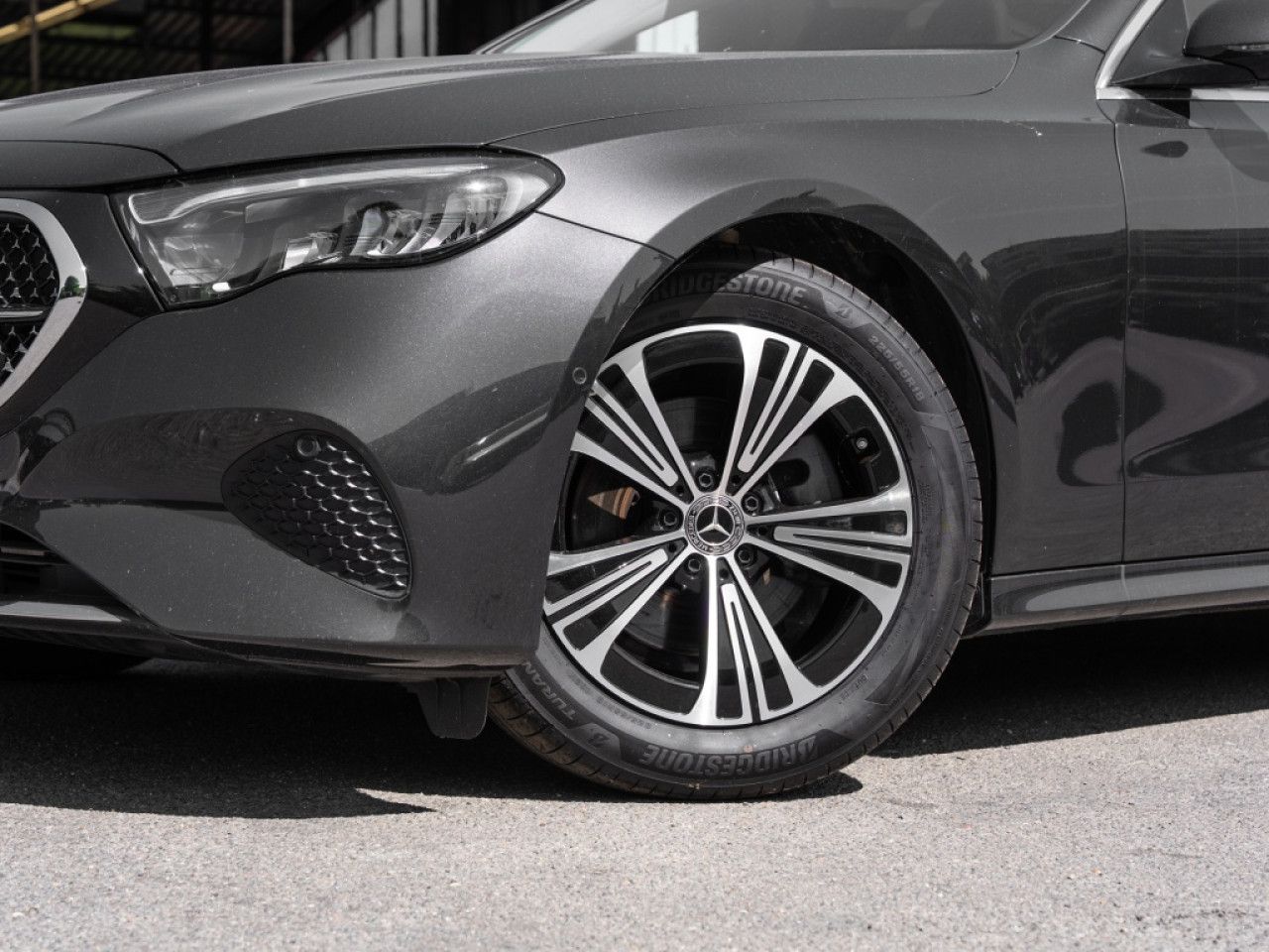 Mercedes-Benz E-Klasse – Bild 5
