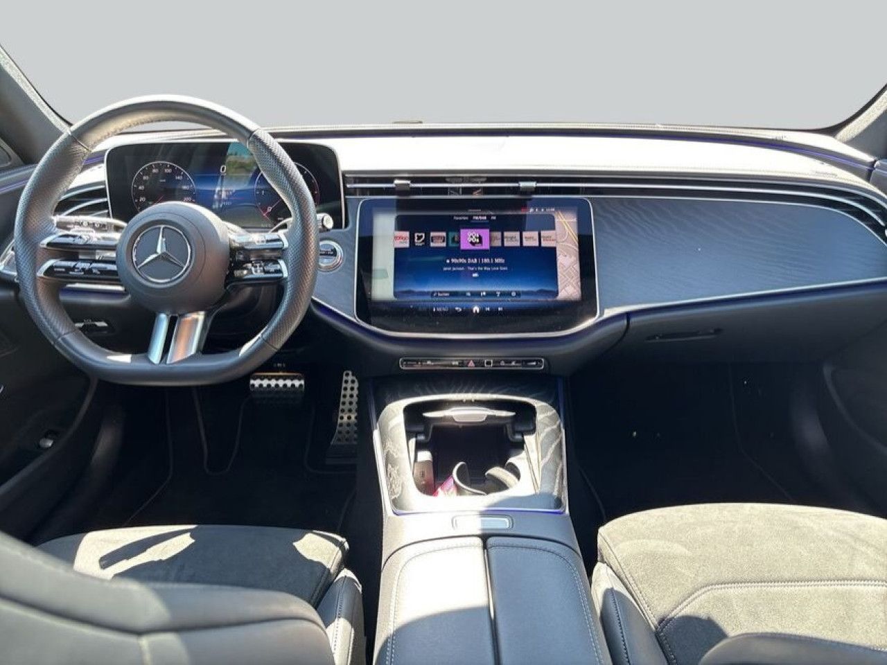 Mercedes-Benz E-Klasse – Bild 14