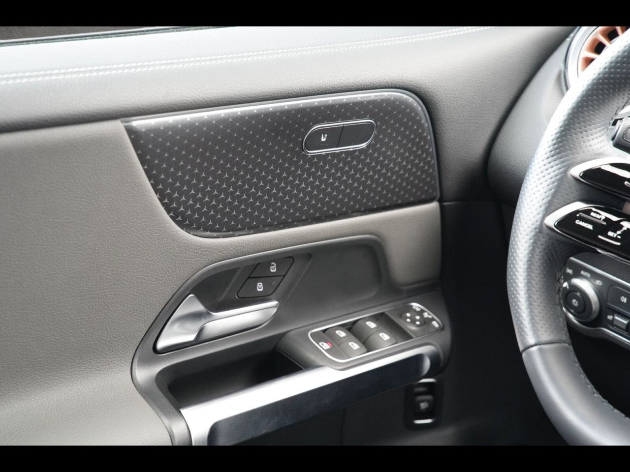 Fahrzeugbild 13 / 15