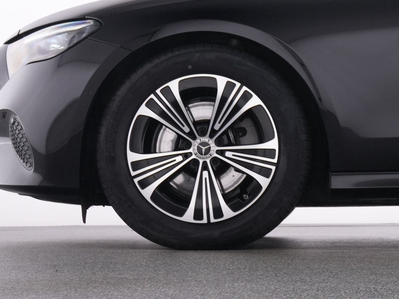 Mercedes-Benz E-Klasse – Bild 19