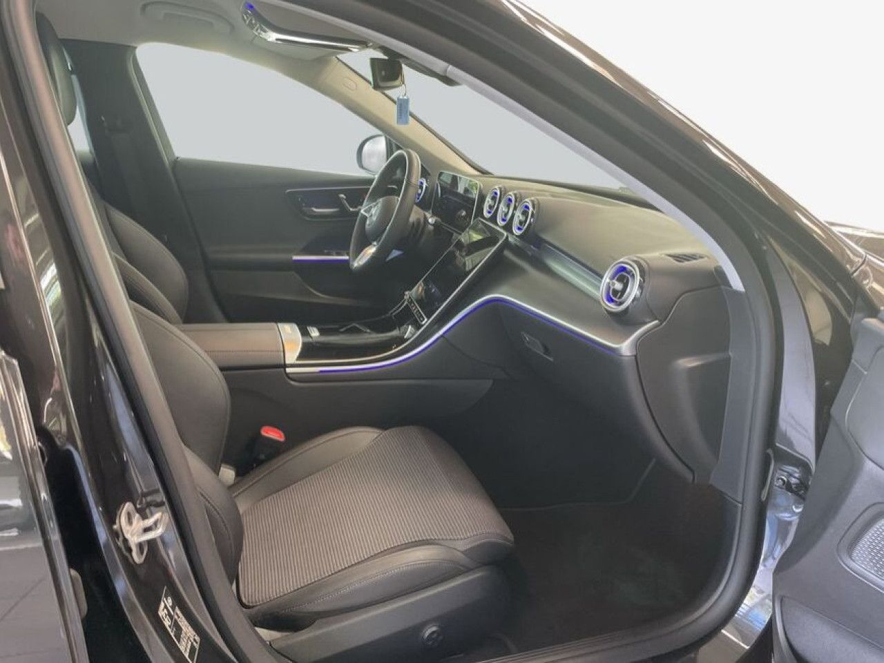 Mercedes-Benz C-Klasse – Bild 12