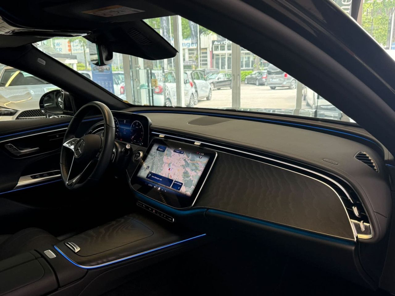 Mercedes-Benz E-Klasse – Bild 15
