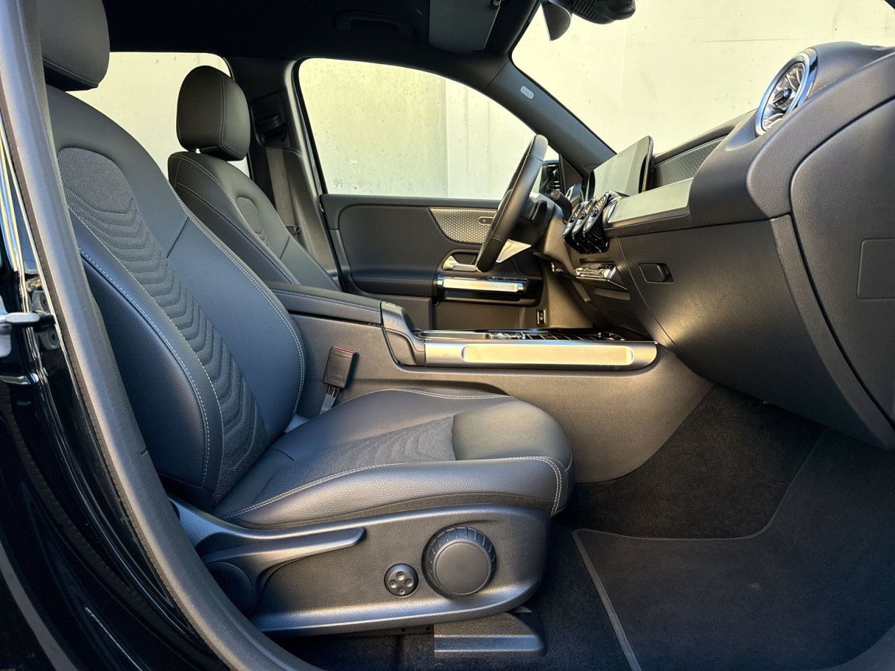 Fahrzeugbild 16 / 26