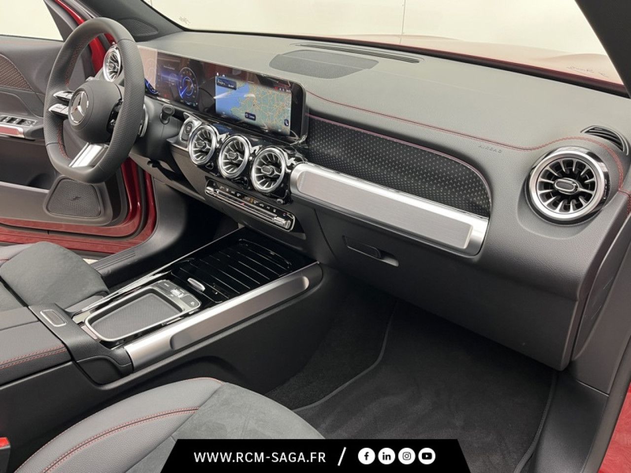 Photo du v&eacute;hicule 9 / 18