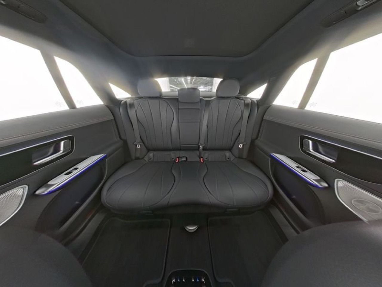 Mercedes-Benz EQE – Bild 6