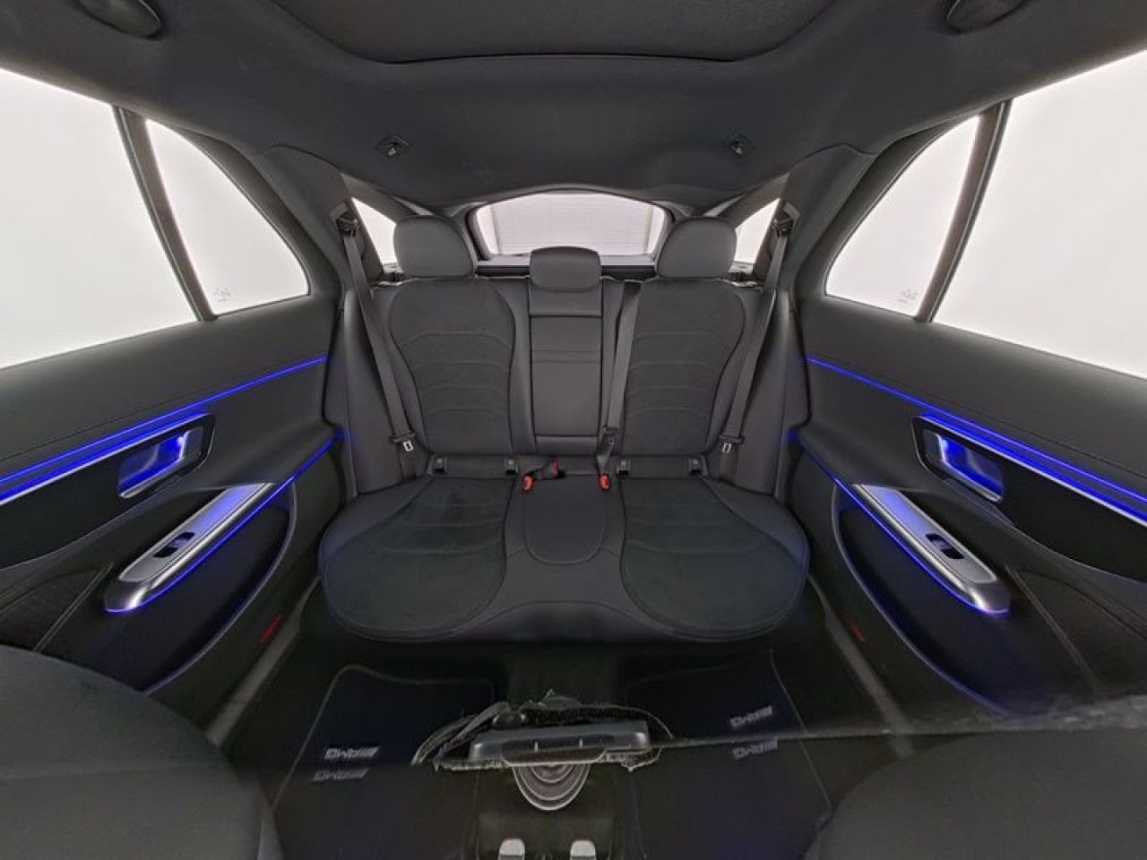Mercedes-Benz E-Klasse – Bild 7