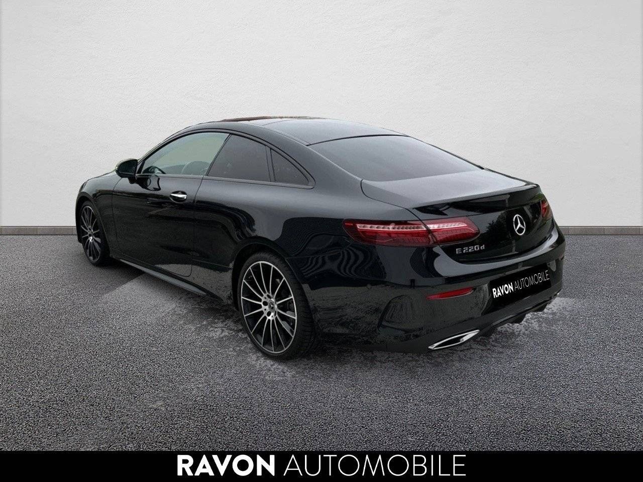 Photo du v&eacute;hicule 14 / 18