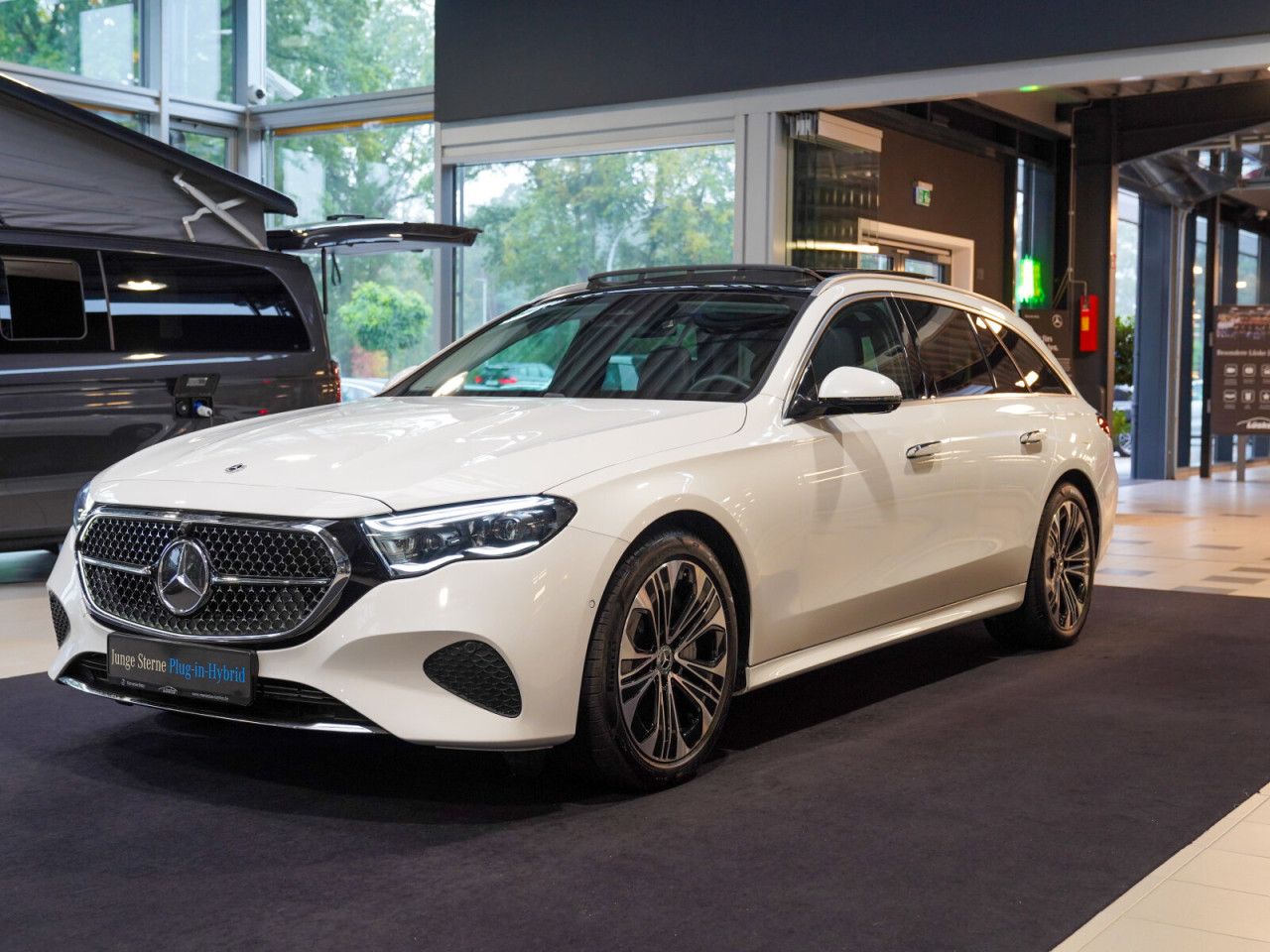 Mercedes-Benz E-Klasse – Bild 7