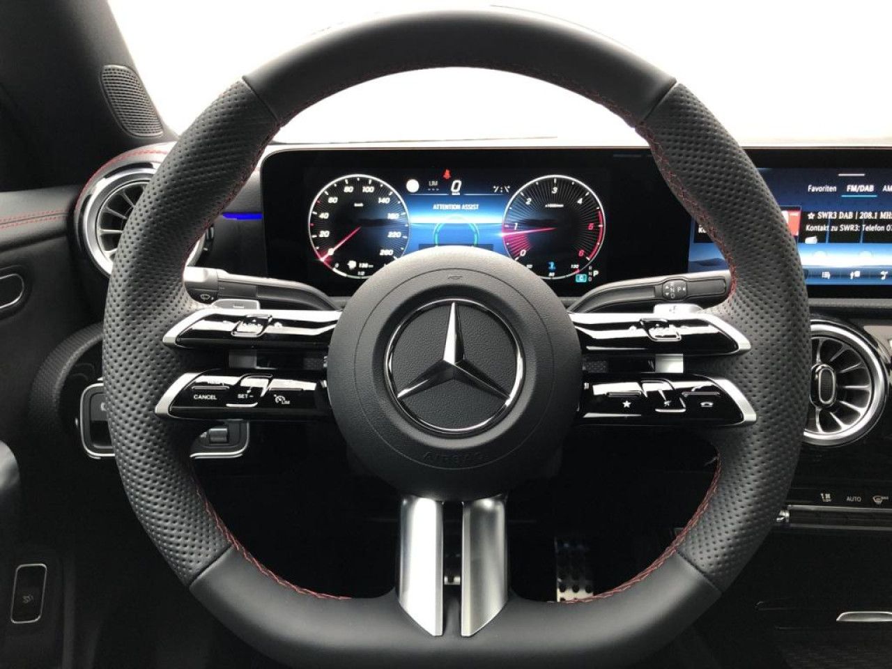 Mercedes-Benz CLA – Bild 10