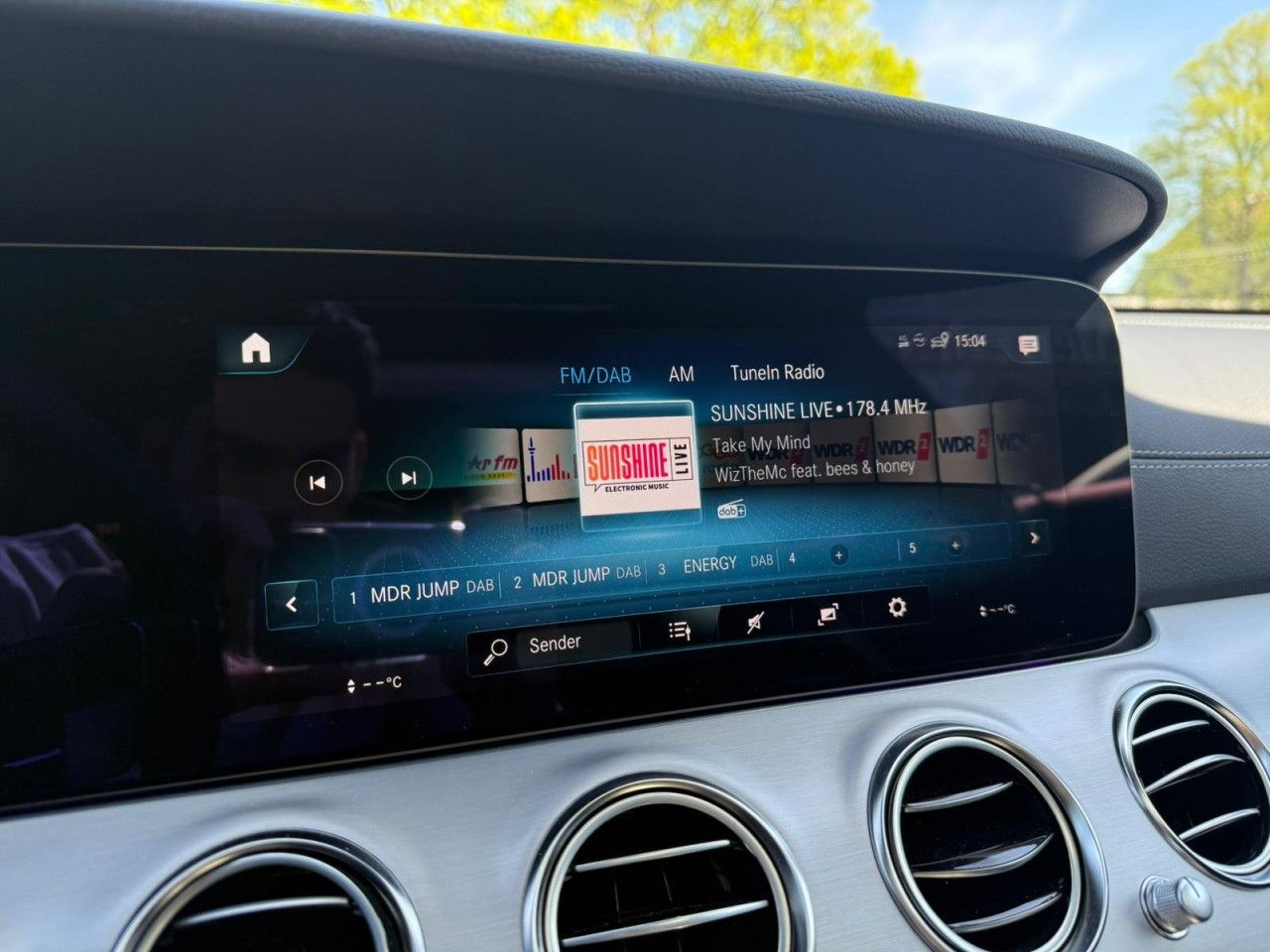 Mercedes-Benz E-Klasse – Bild 27