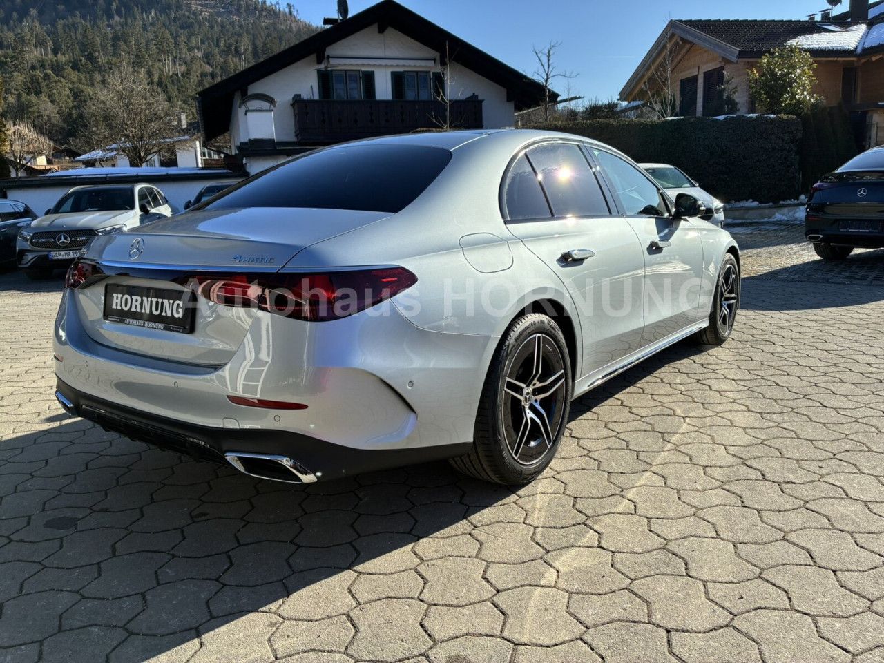 Mercedes-Benz E-Klasse – Bild 3