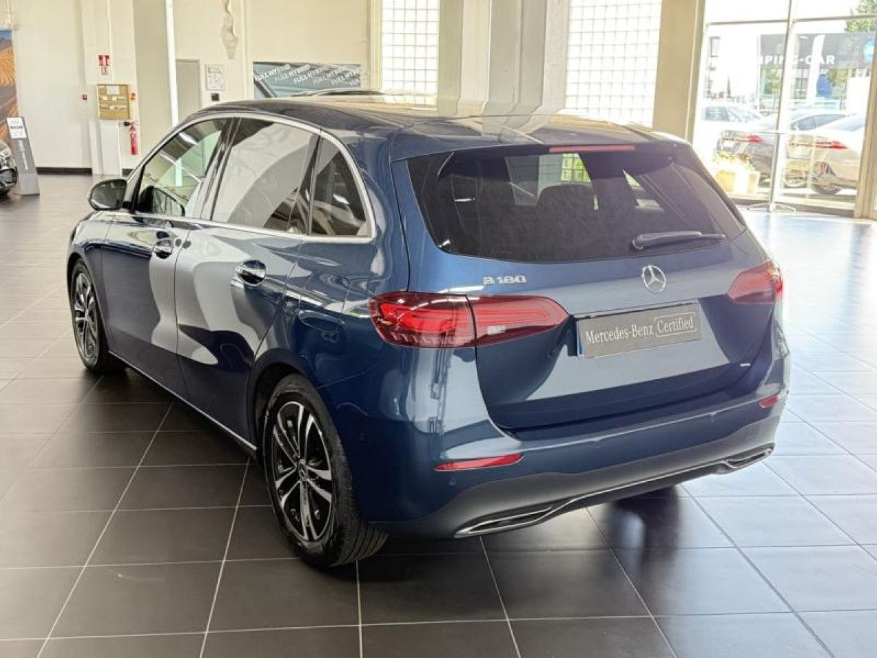 Photo du v&eacute;hicule 11 / 18