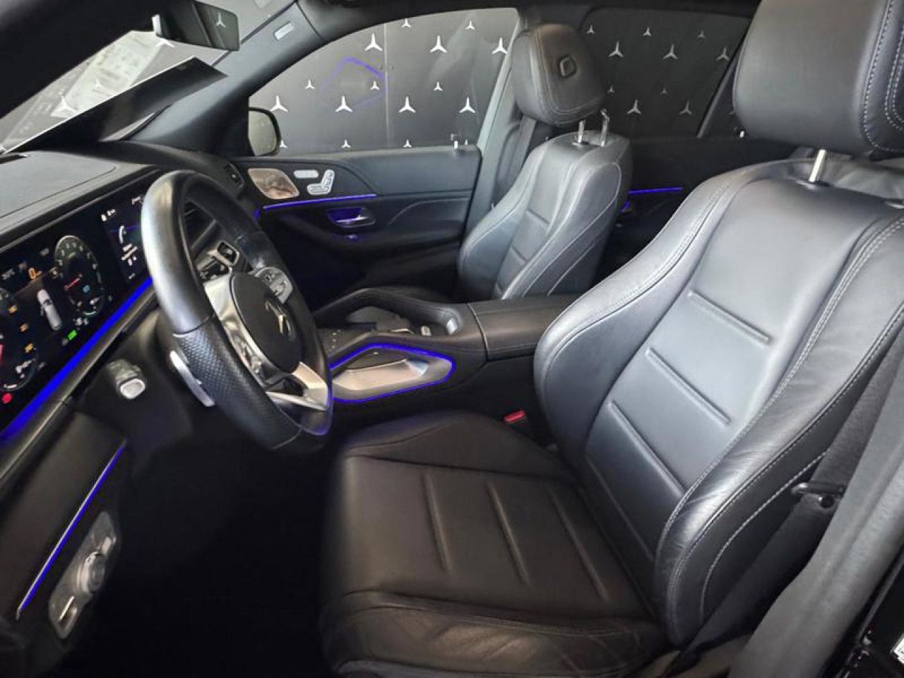 Photo du v&eacute;hicule 13 / 18