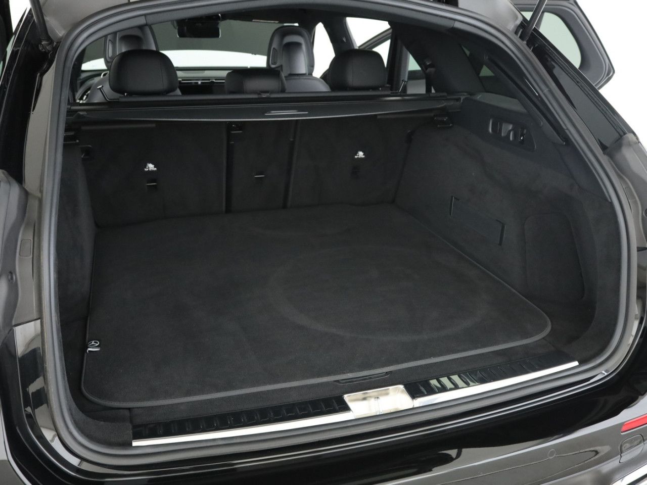 Mercedes-Benz E-Klasse – Bild 22